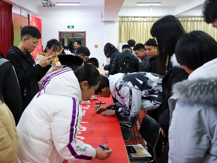 IMG_6793.jpg IMG_6793.jpg